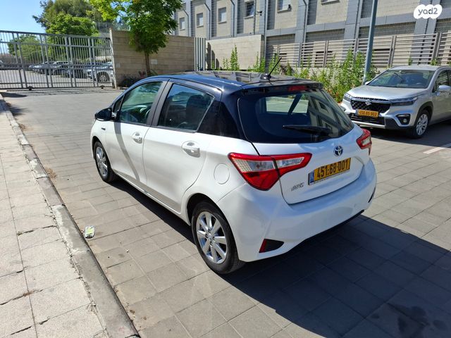 מודעת רכב טויוטה יאריס