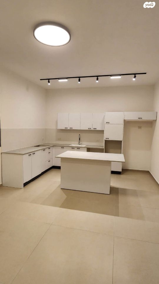 גג/ פנטהאוז, שלמה זלוטניק 4, פסגת הדר / נווה עוז הירוקה, פתח תקווה