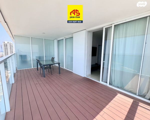 דירה, שדרות עובד בן עמי, נוף הטיילת, נתניה