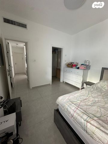 דירה, הכנסת, ארלוזורוב, גבעתיים