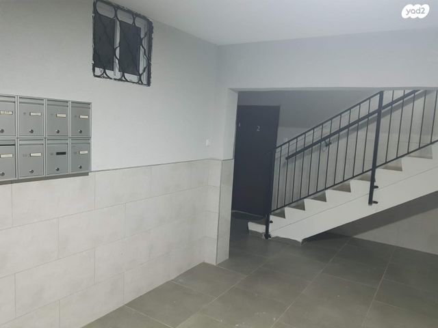 יבניאלי 