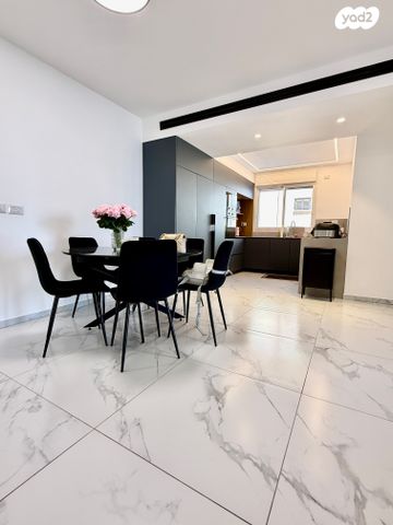 דירה, ביאליק, צפון מערב מרכז העיר, נתניה