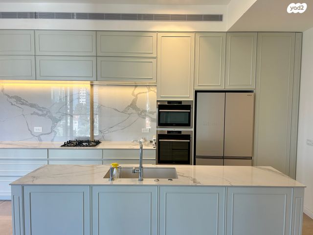 גני שרונה, קרית הממשלה