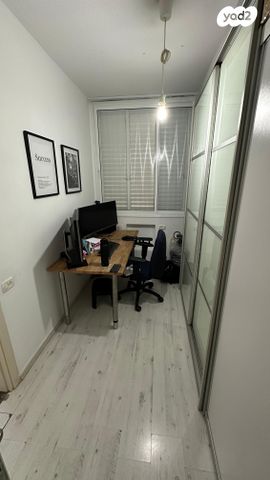 דירה, יחזקאל דנין 15, לב העיר, בת ים