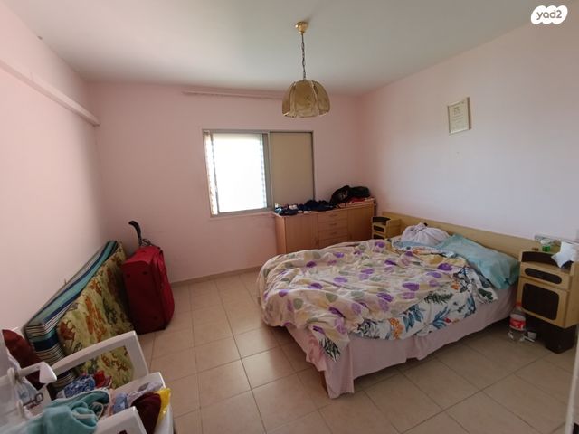 דירה, ז'בוטינסקי 430, שכונה ותיקה - מרכז העיר, מעלות תרשיחא