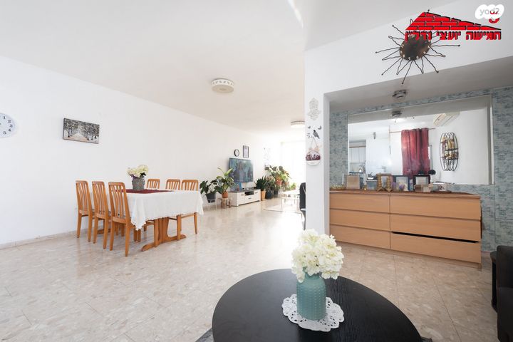 דירה, חנה ומיכאל לוין, רביבים, גני ראשון, ראשון לציון