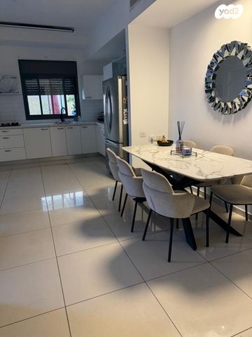 דירת גן, רמה, תל אביב יפו