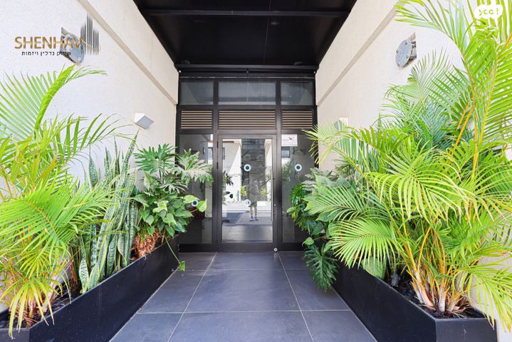 דירה, תל מונד