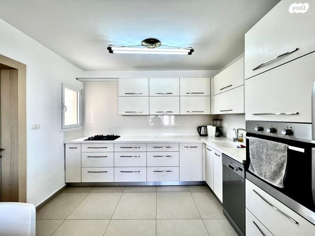 דירה, השר ישראל בר יהודה 12, קרית נורדאו, נתניה