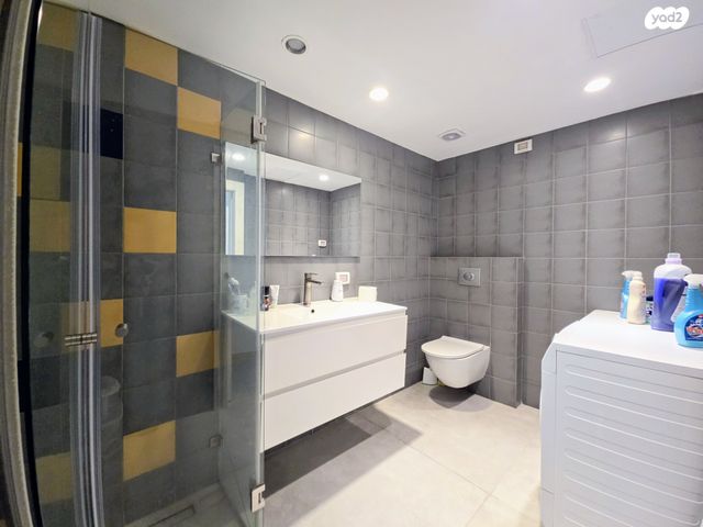 דירה, בר אילן, נווה דוד רמז, רעננה