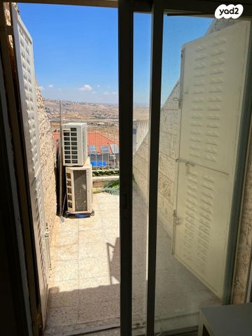 גג/ פנטהאוז, משה גבירצמן, פסגת זאב, ירושלים