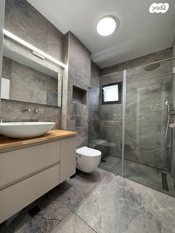 דו משפחתי, רמת רבין, כרמיאל