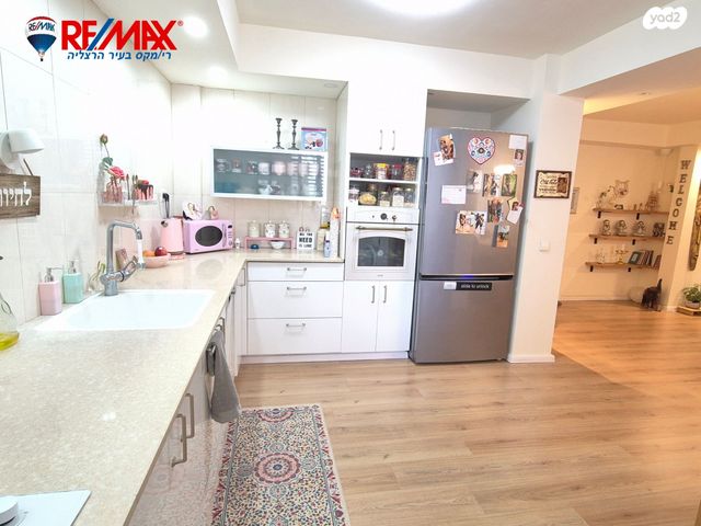 דירה, העלייה השנייה, הרצליה הירוקה, נווה עובד, הרצליה