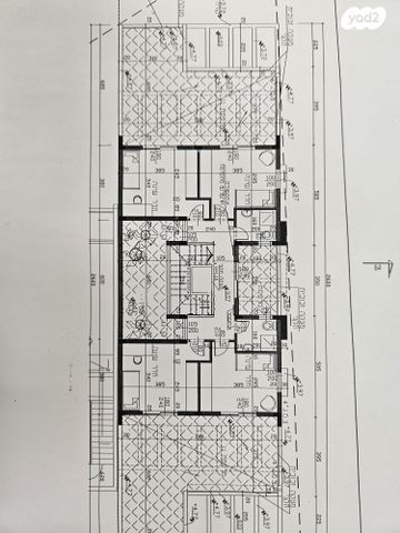 מגרשים, שיכון עובדים, גן יבנה