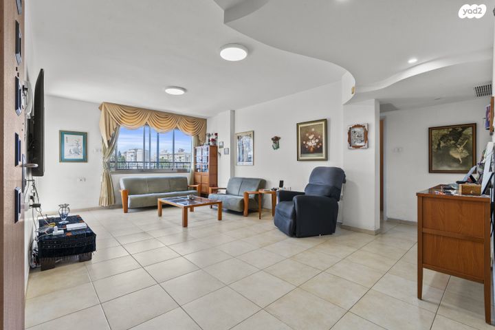 דירה, ריינס 17, חולון