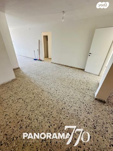 דירה, ביאליק 30, בן גוריון, אשקלון