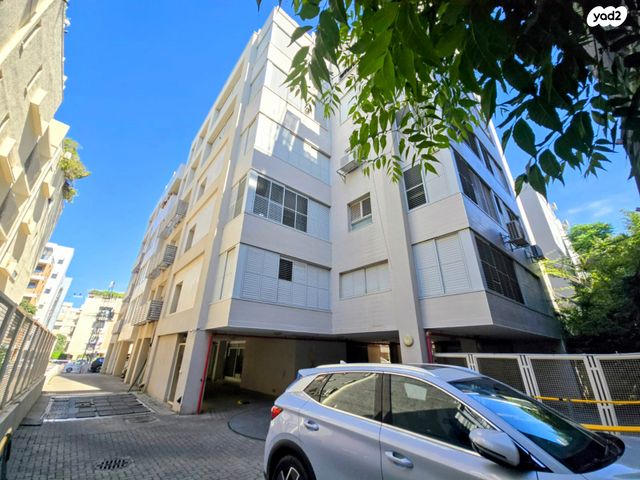 דירה, בר אילן, נווה דוד רמז, רעננה