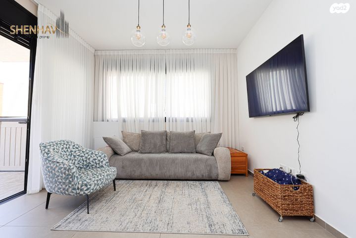 דירה, תל מונד