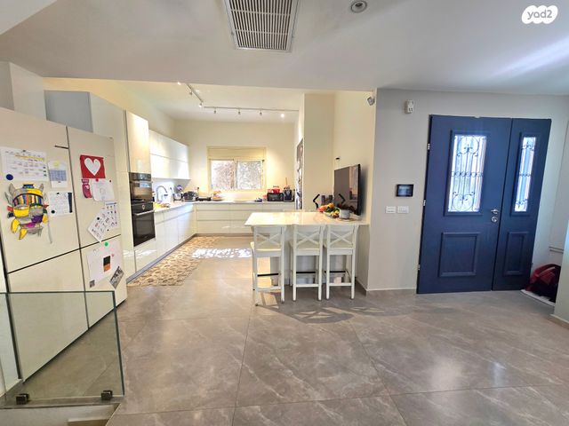 בית פרטי/ קוטג', שכונה 4, תל מונד