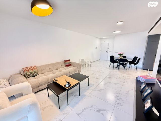 דירה, ביאליק, צפון מערב מרכז העיר, נתניה