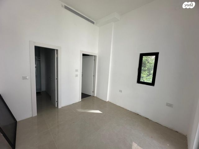 דירה, שדרות ודג'ווד, מרכז הכרמל, חיפה