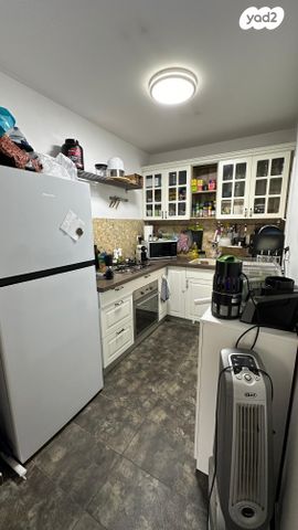 דירה, יחזקאל דנין 15, לב העיר, בת ים