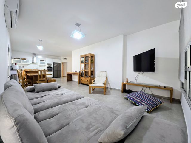 דירה, בר אילן, נווה דוד רמז, רעננה