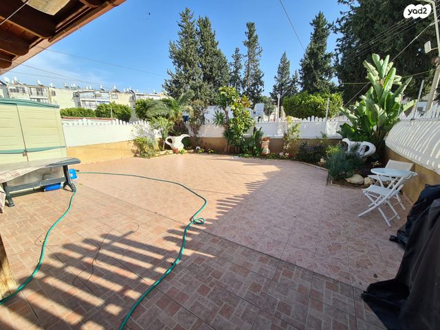 דירת גן, חיים ארלוזורוב 11, חסכון ג, לוד