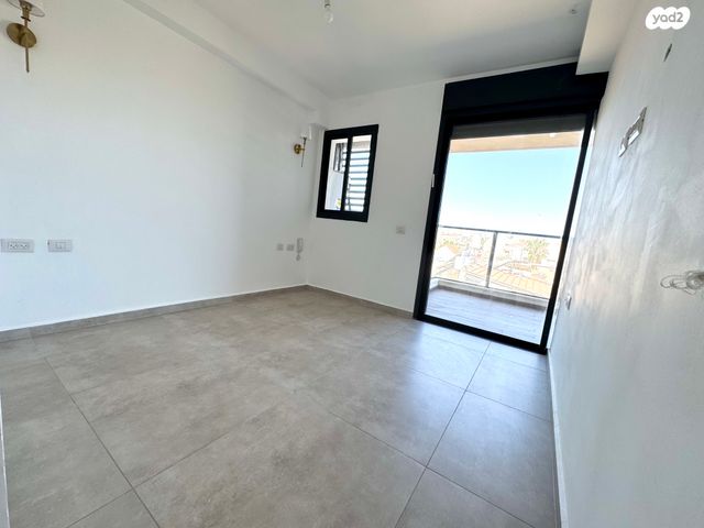 דירה, כיבוש העבודה 27, הרצליה הירוקה, נווה עובד, הרצליה