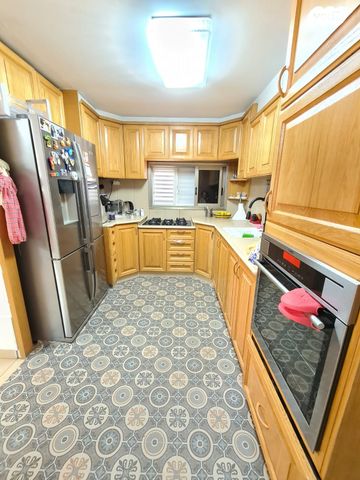 דירת גן, חיים ארלוזורוב 11, חסכון ג, לוד