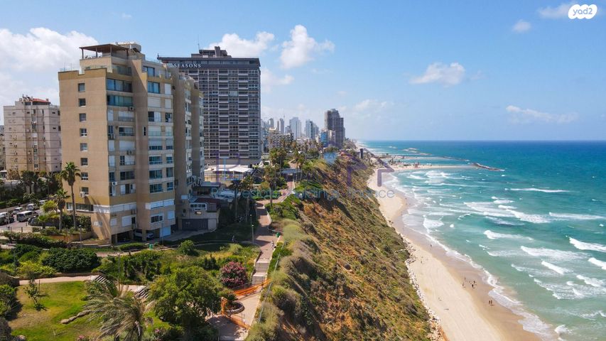 דירה, שדרות ניצה, צפון מערב מרכז העיר, נתניה