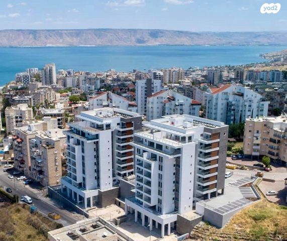 דירה, לח"י, שיכון עובדים, טבריה