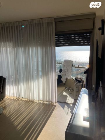 דירה, יצחק שדה 10, דרום מערב ותיק, בת ים