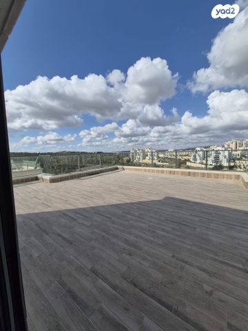 גג/ פנטהאוז, רבי ברכיה 1, נתיבות ישראל / רמת בית שמש ד-4, בית שמש