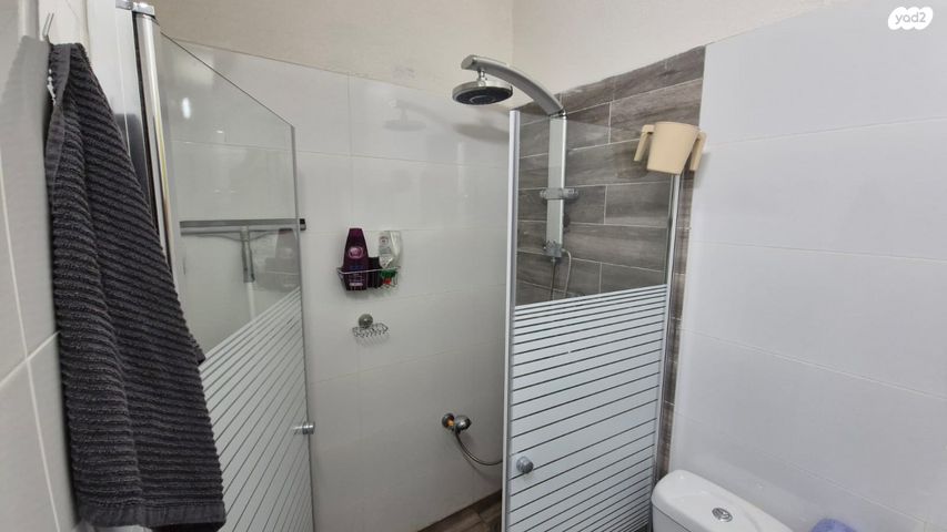 דירה, החשמל 16, נווה פז, חיפה