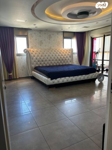 גג/ פנטהאוז, ה' באייר 3, רובע הקריה, הסיטי, אשדוד