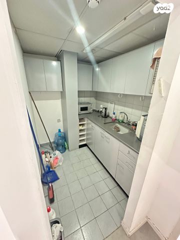 משרדים, לח"י, שאר העיר, בני ברק