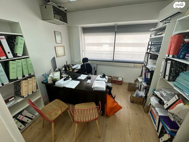 משרדים, לח"י, שאר העיר, בני ברק