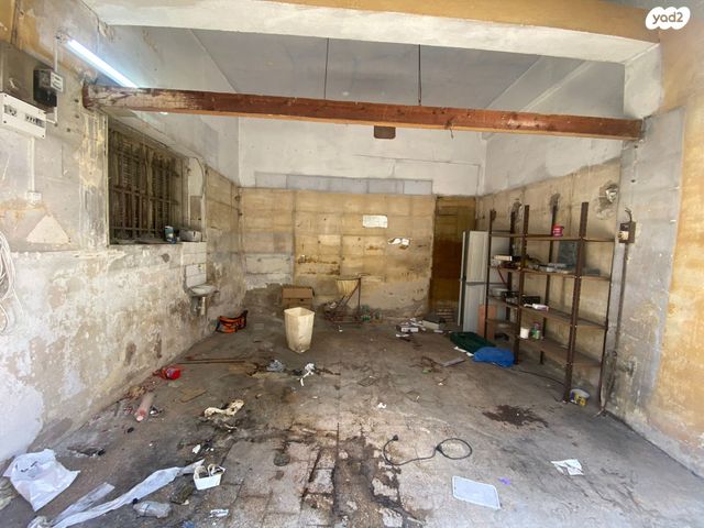 חנויות/ שטח מסחרי, חיפה