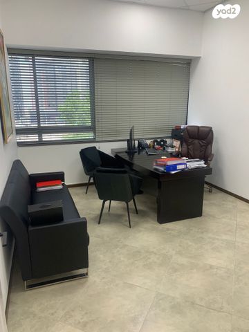 משרדים, הגדוד העברי 5, הקריה מע"ר, אשדוד