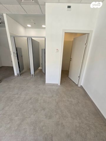 כללי, זאב אורלוב, פתח תקווה