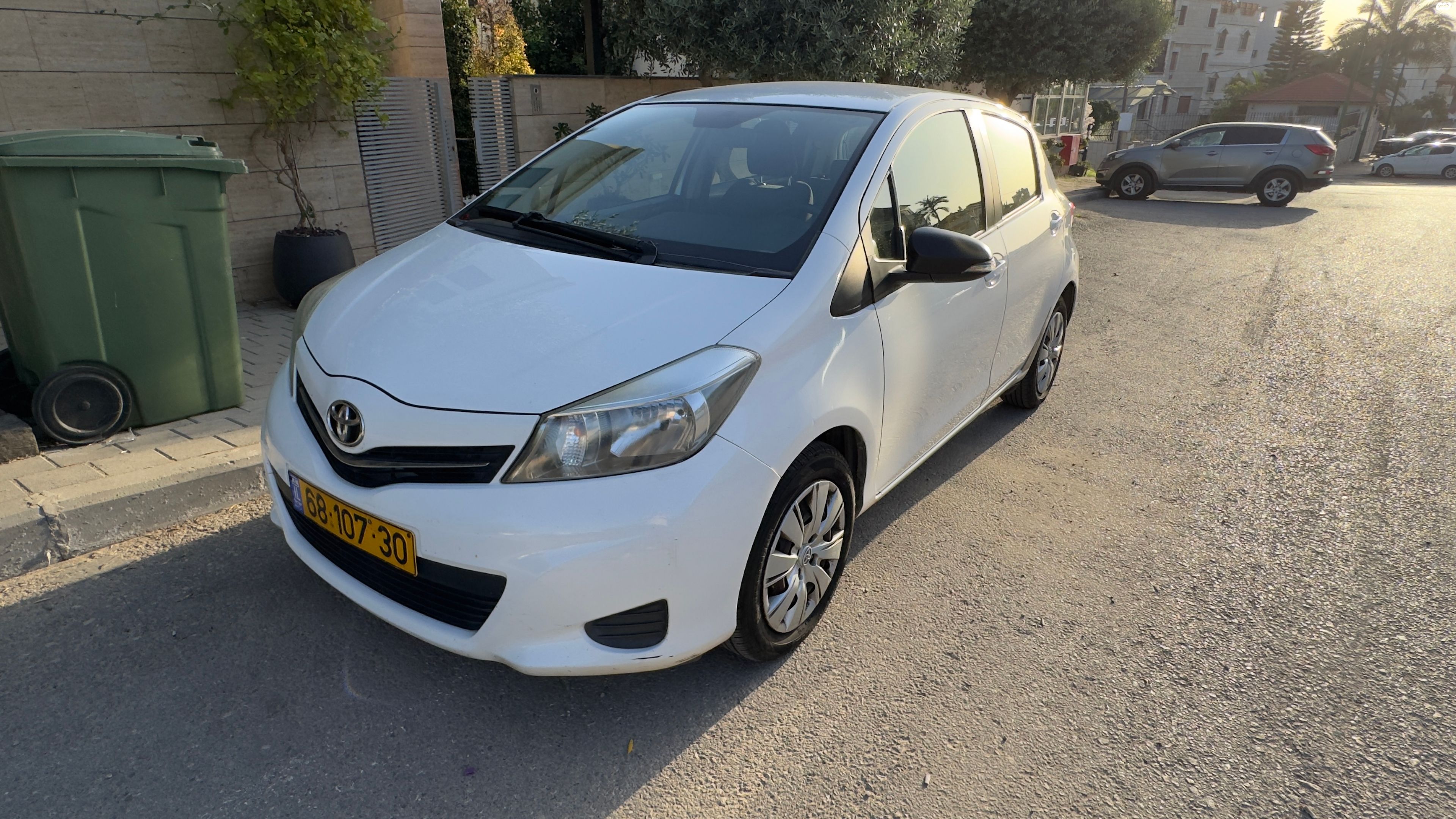 מודעת רכב טויוטה יאריס