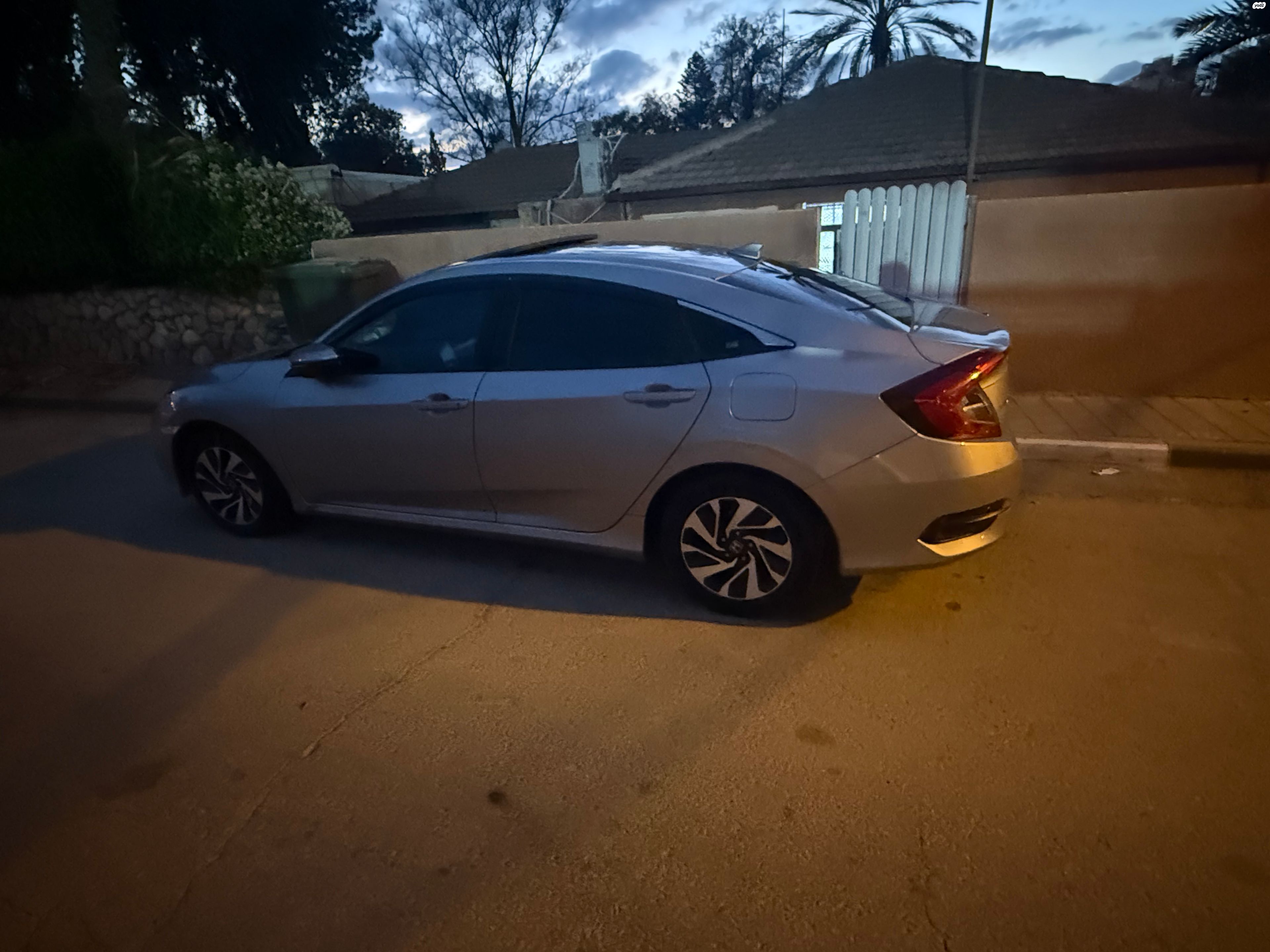 מודעת רכב הונדה סיוויק