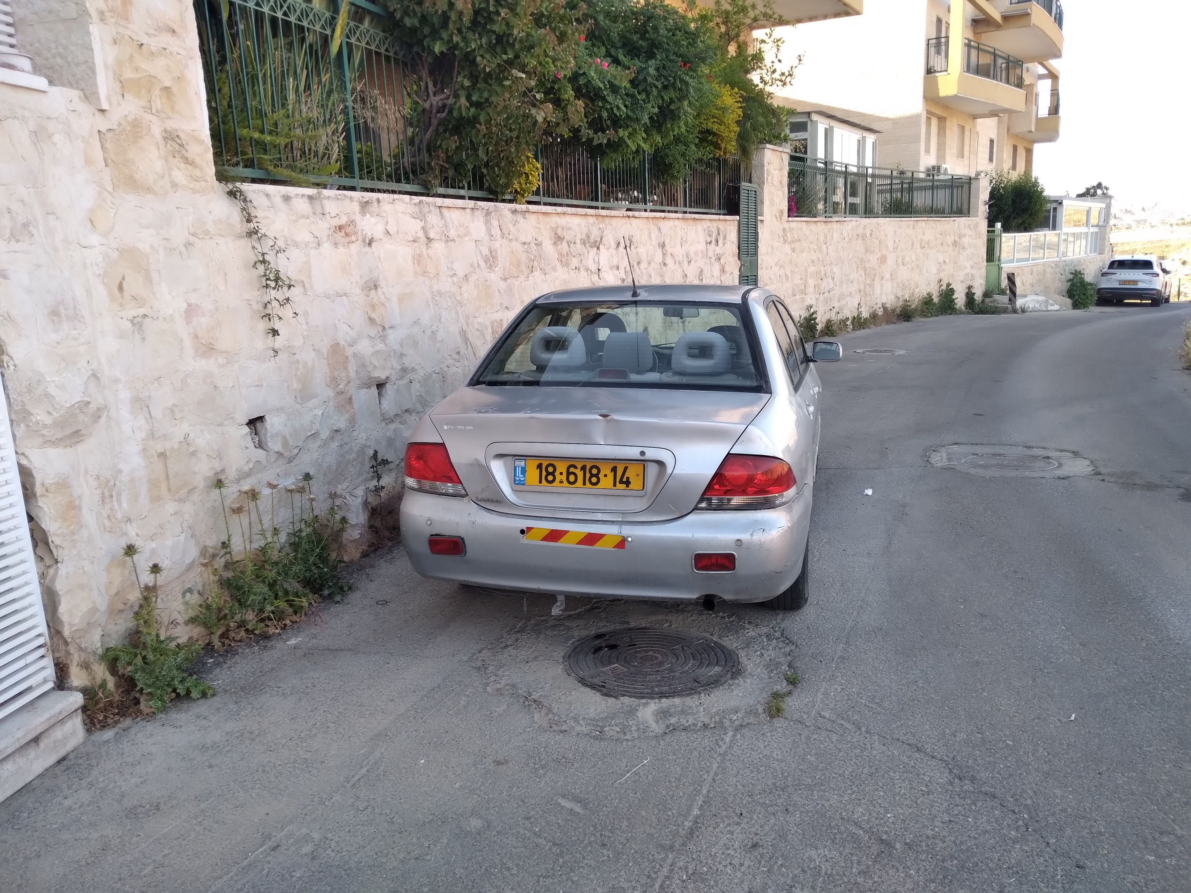 מודעת רכב מיצובישי לנסר
