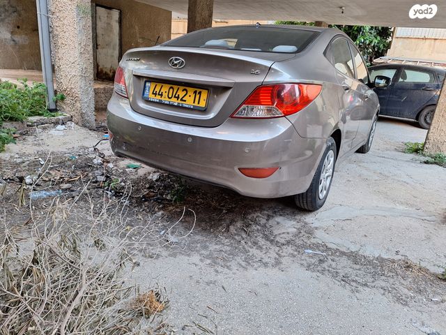 יונדאי אקסנט i25