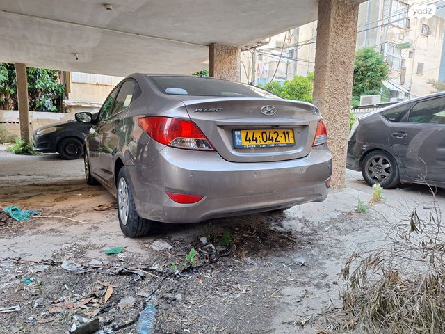 יונדאי אקסנט i25