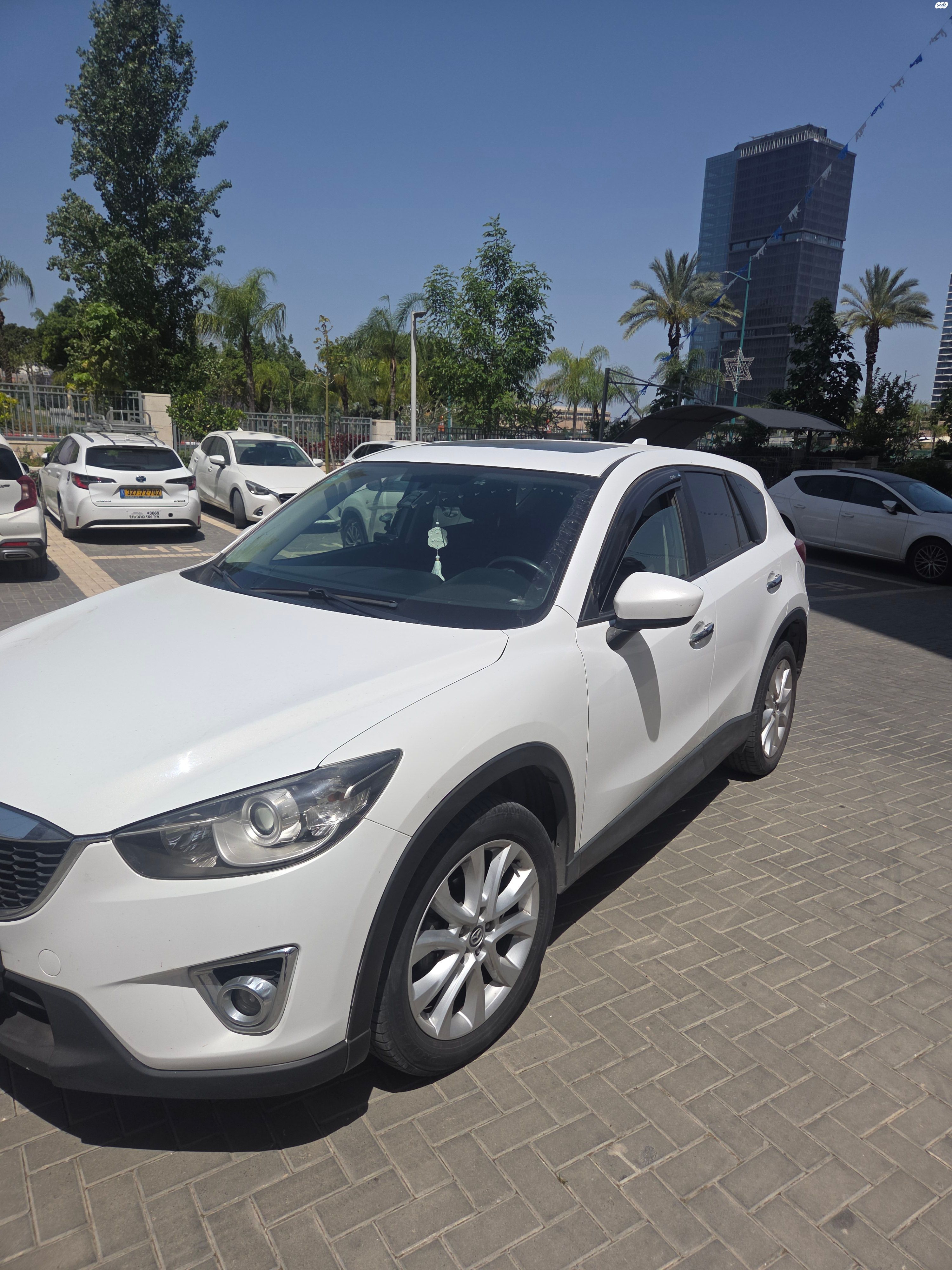מודעת רכב מאזדה CX-5