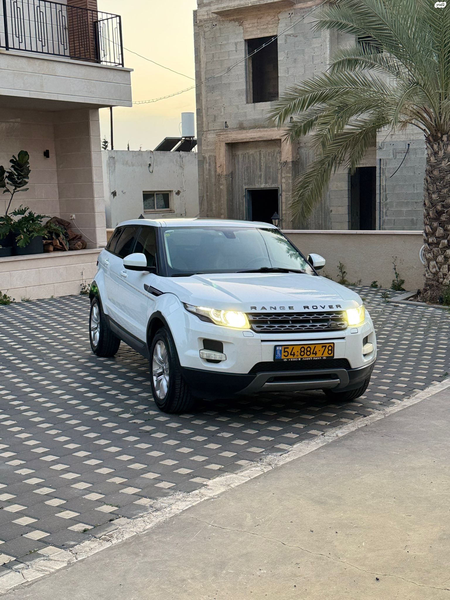 מודעת רכב לנד רובר ריינג' רובר איווק