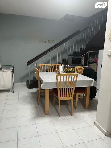 דו משפחתי, הסתוונית 7, שאר העיר, חצור הגלילית