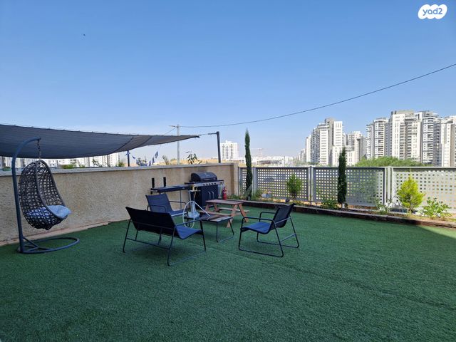 דירת גן, מרים הנביאה 23, פסגות אפק, ראש העין